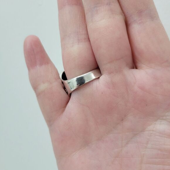 Brand New Silver & Black Crown Ring - Picture 6 of 8